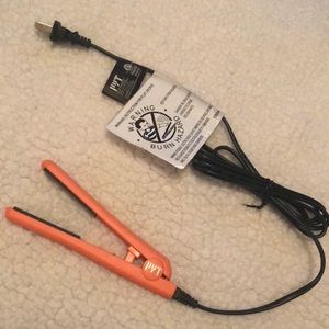 PYT 0.5 inch hair straightener